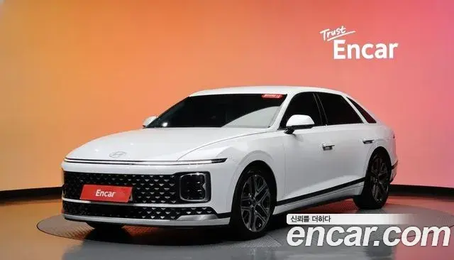 Hyundai Grandeur Premium 2024