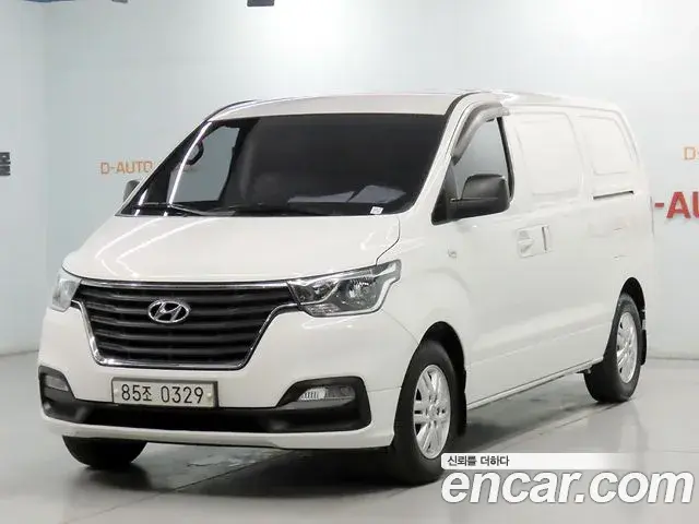 Hyundai Starex Van 3-Seater Smart 2020