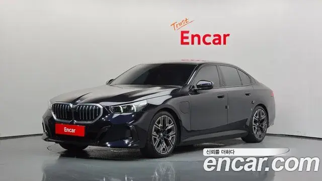 BMW 5-Series 530e M Sport 2025