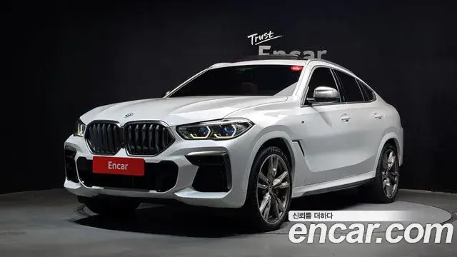 BMW X6 M50i 2023