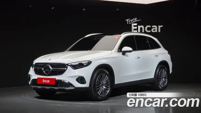 Mercedes-Benz GLC-Class GLC 300 4MATIC Avantgarde 2026