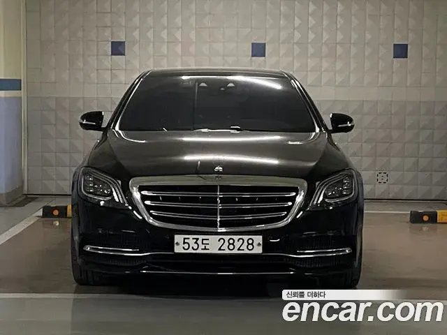 Mercedes-Benz S-Class S560L 4MATIC 2019