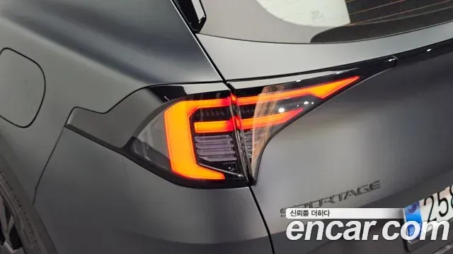 Kia Sportage Gasoline 1.6 Turbo 2WD Signature X Line 2026 — фото 23