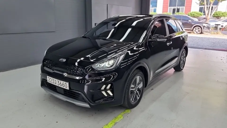 Kia Niro 1.6 HEV Noblesse Special 2021