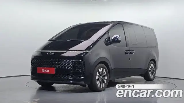 Hyundai Staria 4WD Lounge 9-Seater Inspiration 2023