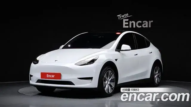 Tesla Model Y RWD 2023