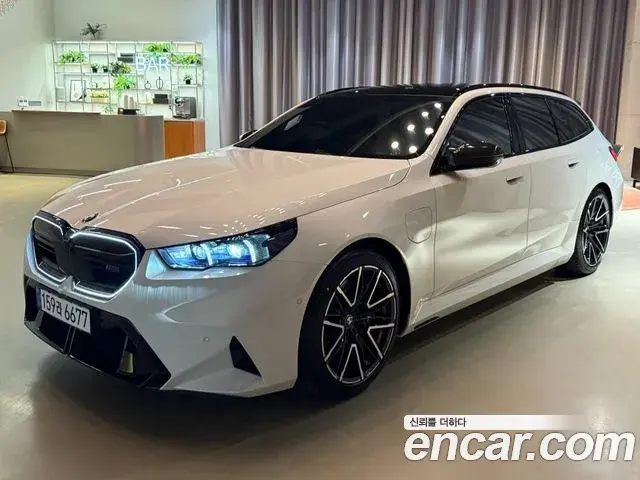 BMW M5 M5 Touring 2026