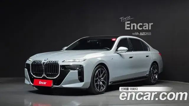 BMW 7-Series 740i sDrive M Sport 2023