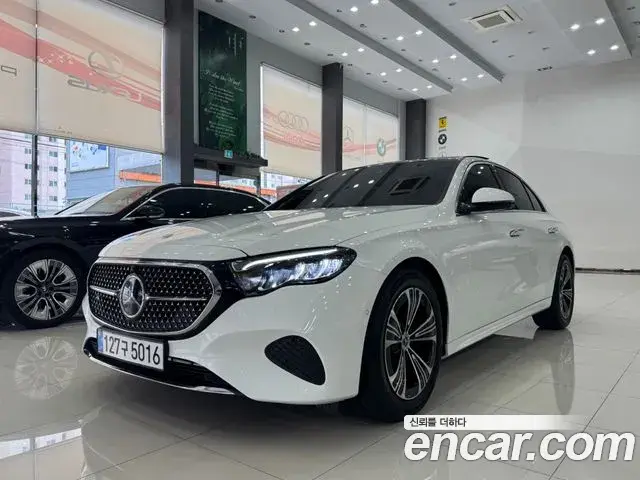 Mercedes-Benz E-Class E200 Avantgarde 2025