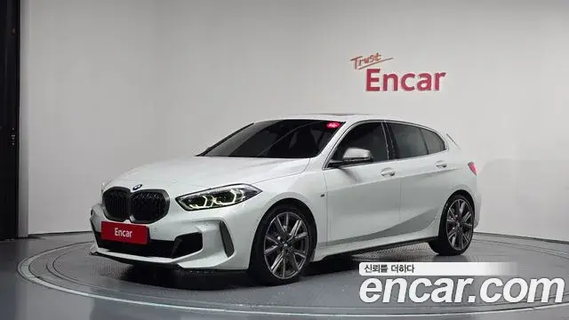 BMW 1-Series M135i xDrive 2021