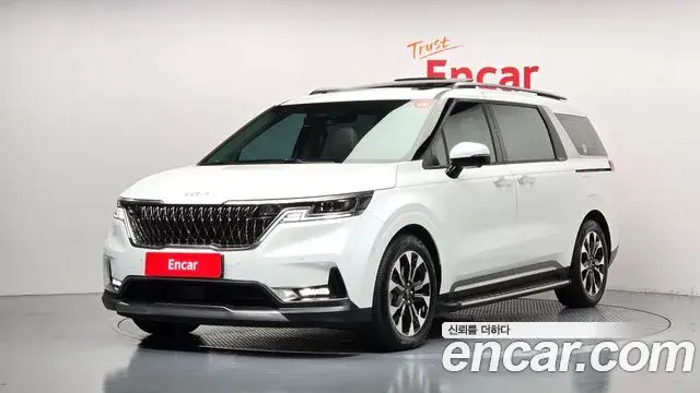 Kia Carnival Gasoline 9-Seater Signature 2023