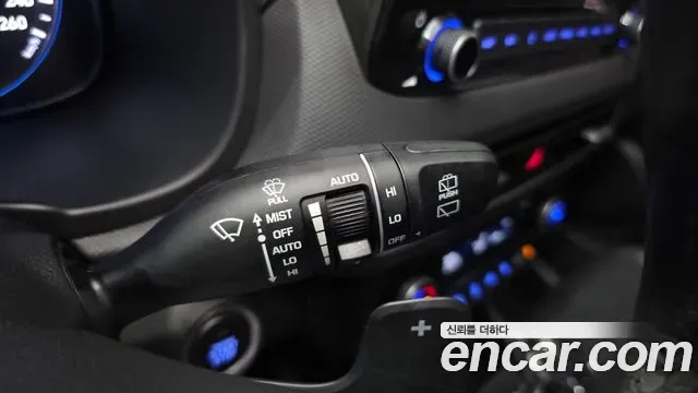 Hyundai Kona Gasoline 2.0 2WD Inspiration 2021 — фото 15