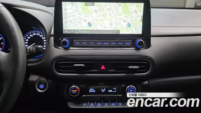 Hyundai Kona Gasoline 2.0 2WD Inspiration 2021 — фото 19