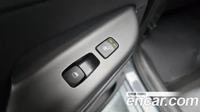 Hyundai Kona Gasoline 2.0 2WD Inspiration 2021 — фото 20