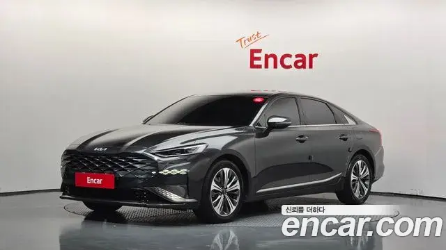 Kia K8 Noblesse 2022