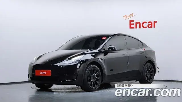 Tesla Model Y RWD 2023
