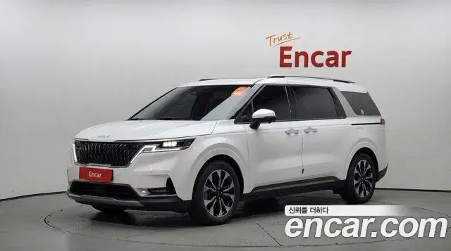 Kia Carnival Gasoline 9-Seater Signature 2022