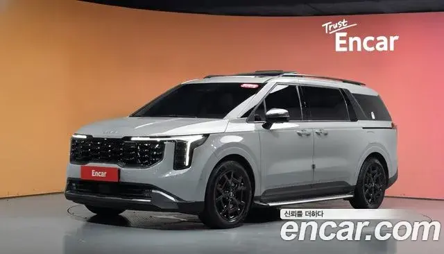 Kia Carnival Gasoline 7-Seater Gravity 2024