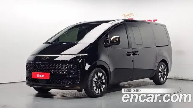 Hyundai Staria HEV 1.6 Lounge 9-Seater Inspiration 2025
