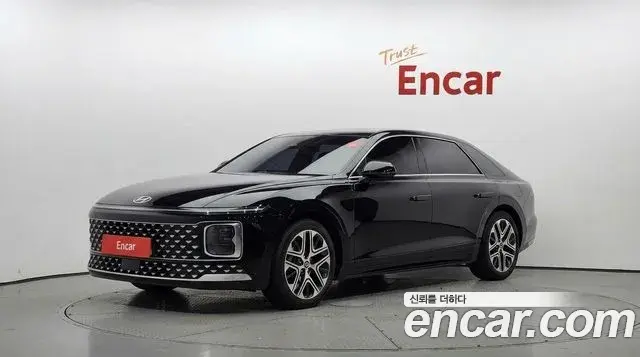 Hyundai Grandeur Premium 2023
