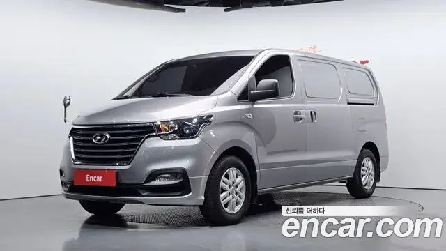 Hyundai Starex Van 3-Seater Smart 2019