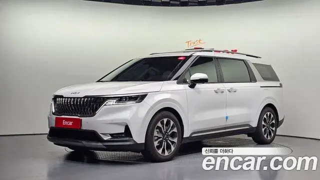 Kia Carnival Gasoline 7-Seater Outdoor Noblesse 2023