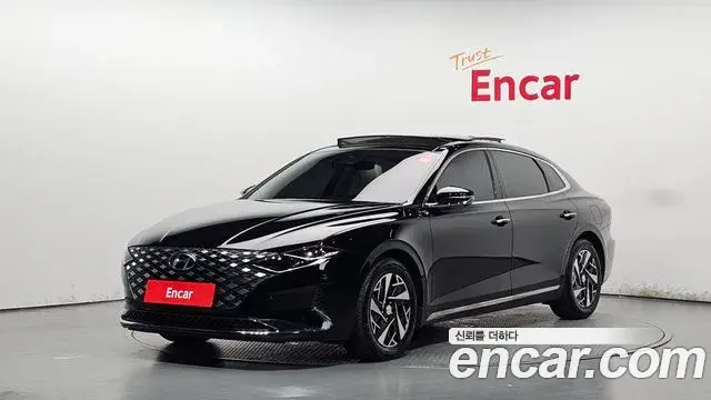 Hyundai Grandeur Le Blanc 2022