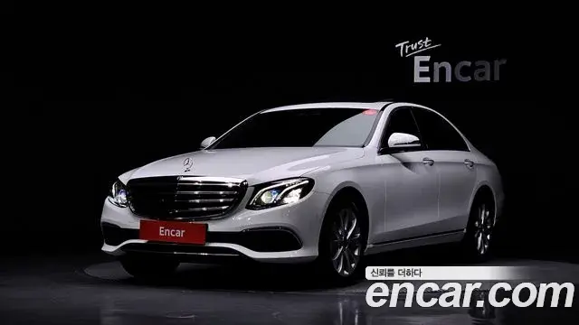 Mercedes-Benz E-Class E300 4MATIC Exclusive 2020