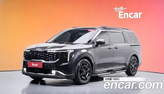 Kia Carnival Gasoline 7-Seater Gravity 2024