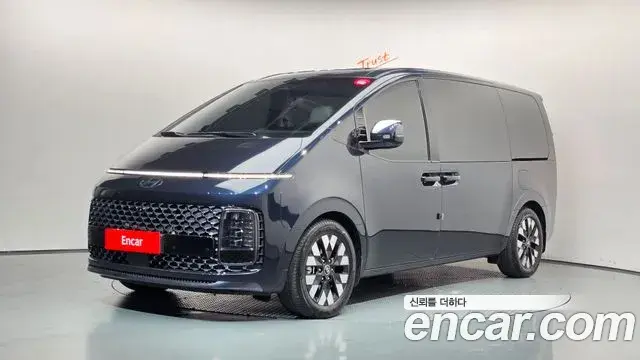 Hyundai Staria 4WD Lounge 9-Seater Inspiration 2024