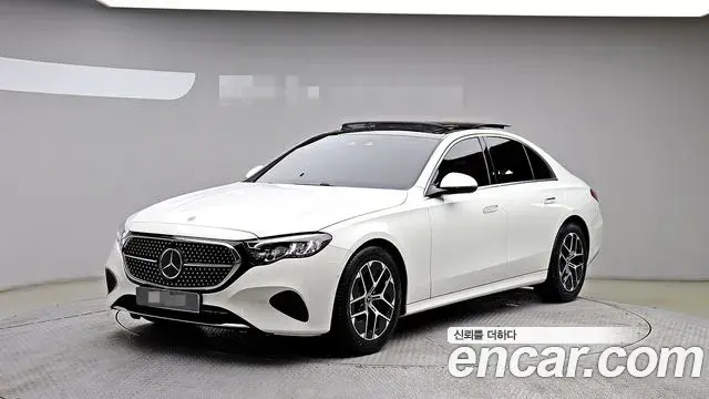 Mercedes-Benz E-Class E200 Avantgarde 2024