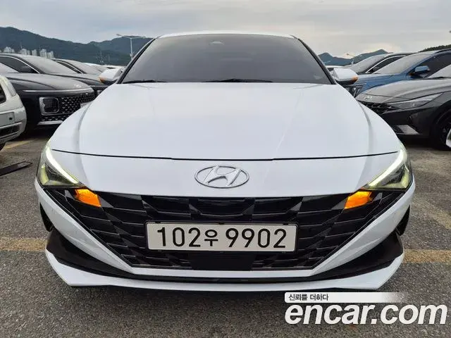 Hyundai AVANTE 1.6 Modern 2022