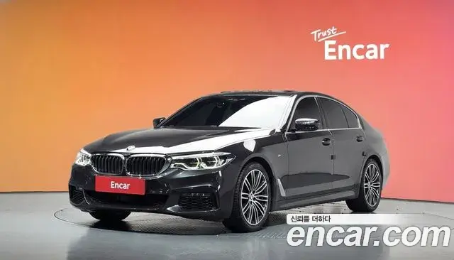 BMW 5-Series 530i M Sport Package Plus 2019