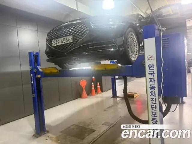 Genesis G90 3.3 T AWD Premium 2019