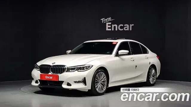 BMW 3-Series 320i Luxury 2021