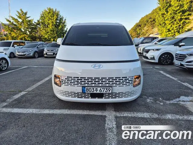 Hyundai Staria HEV 1.6 Cargo 3-Seater Modern 2025