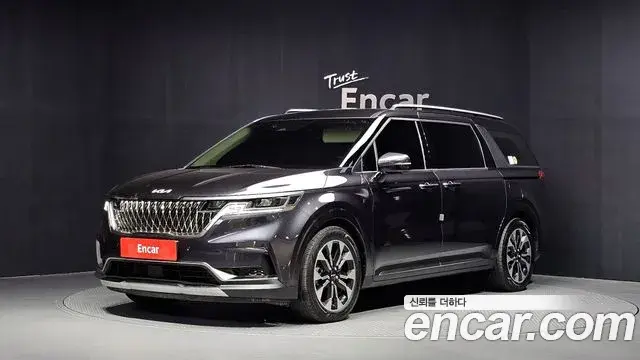 Kia Carnival Gasoline 7-Seater Noblesse 2023