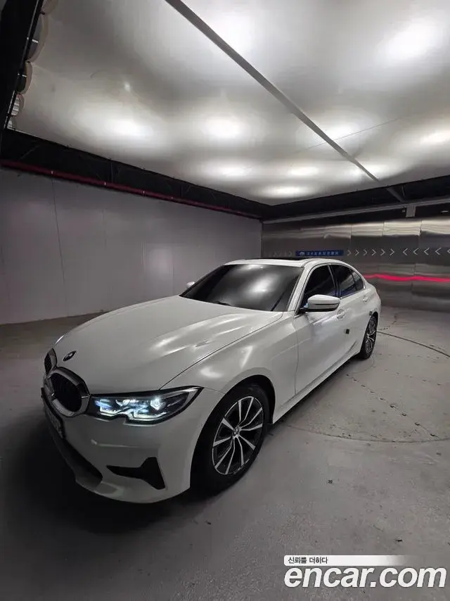 BMW 3-Series 320d 2019