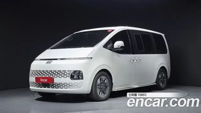 Hyundai Staria 4WD Tourer 11-Seater Modern 2023