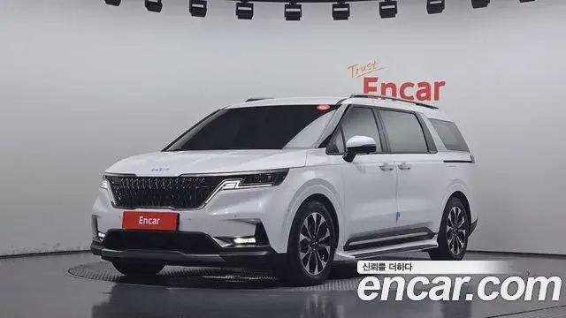 Kia Carnival Gasoline 9-Seater Signature 2023