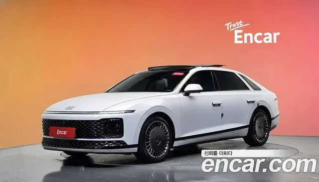 Hyundai Grandeur Calligraphy 2024