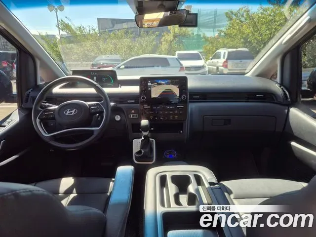 Hyundai Staria HEV 1.6 Tourer 9-Seater Modern 2025 — фото 7