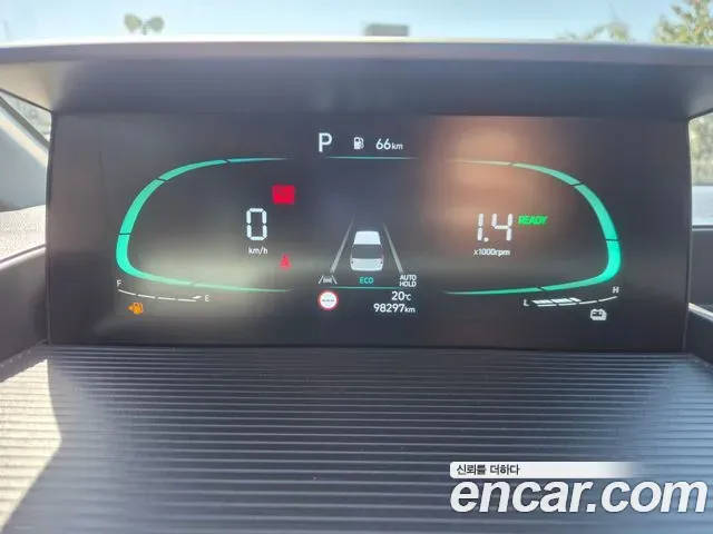 Hyundai Staria HEV 1.6 Tourer 9-Seater Modern 2025 — фото 8
