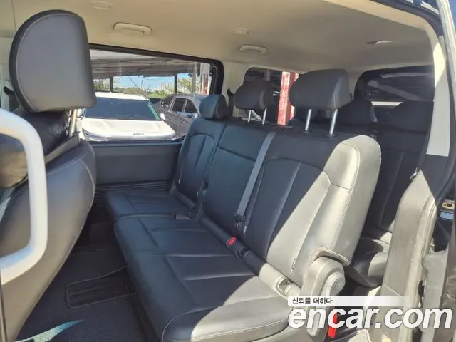 Hyundai Staria HEV 1.6 Tourer 9-Seater Modern 2025 — фото 11