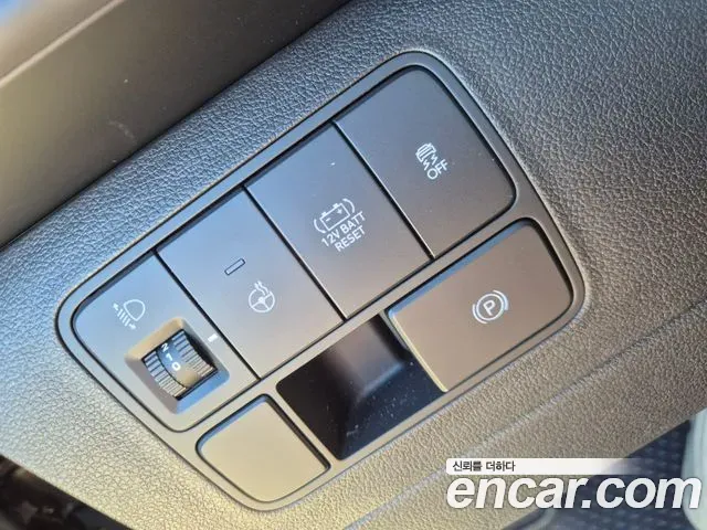 Hyundai Staria HEV 1.6 Tourer 9-Seater Modern 2025 — фото 16