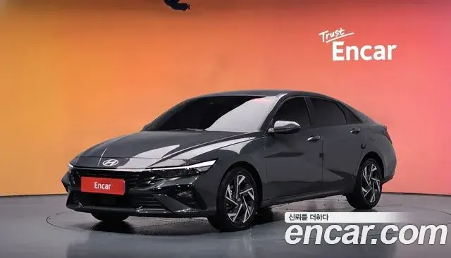 Hyundai AVANTE 1.6 Smart 2024