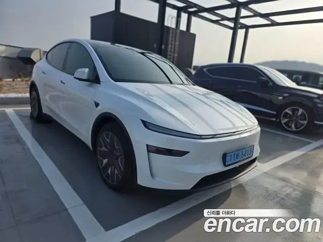 Tesla Model Y L Long Range AWD 2026