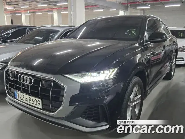 Audi Q8 45 TDI Quattro Premium 2021
