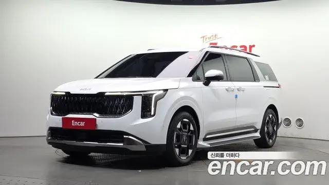 Kia Carnival HEV 7seater Signature 2024