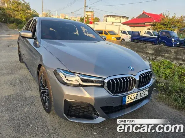 BMW 5-Series 530e M Sport 2022
